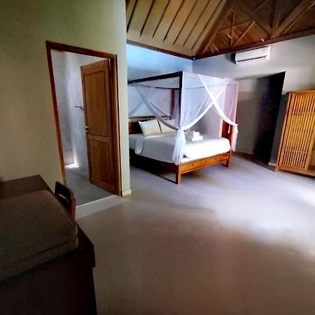 Villa Lova Sambirenteng Gretek Extérieur photo