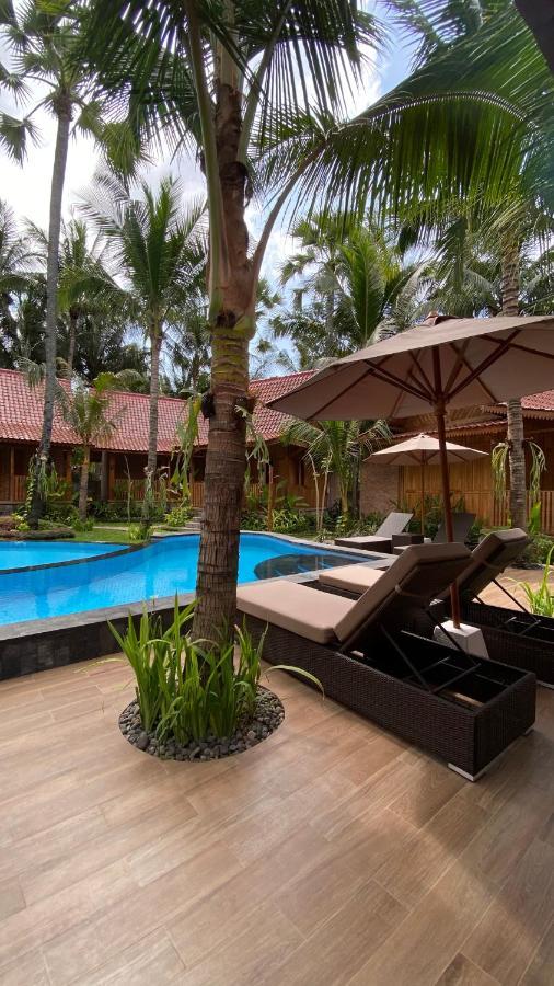 Villa Lova Sambirenteng Gretek Extérieur photo